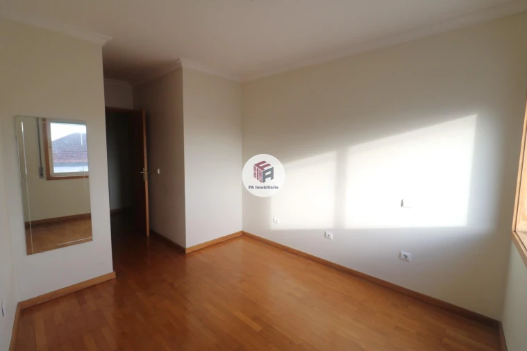 Apartamento T3 para Venda em São Mamede de Infesta e Senhora da Hora Foto 8