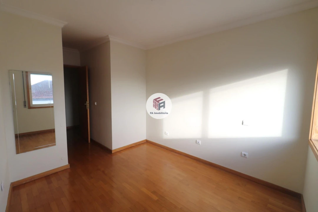 Apartamento T3 para Venda em São Mamede de Infesta e Senhora da Hora Foto 8