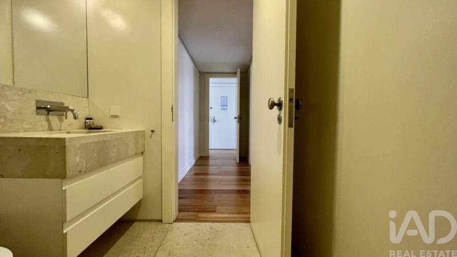 Apartamento T2 para Arrendamento em Santa Maria Maior Foto 20