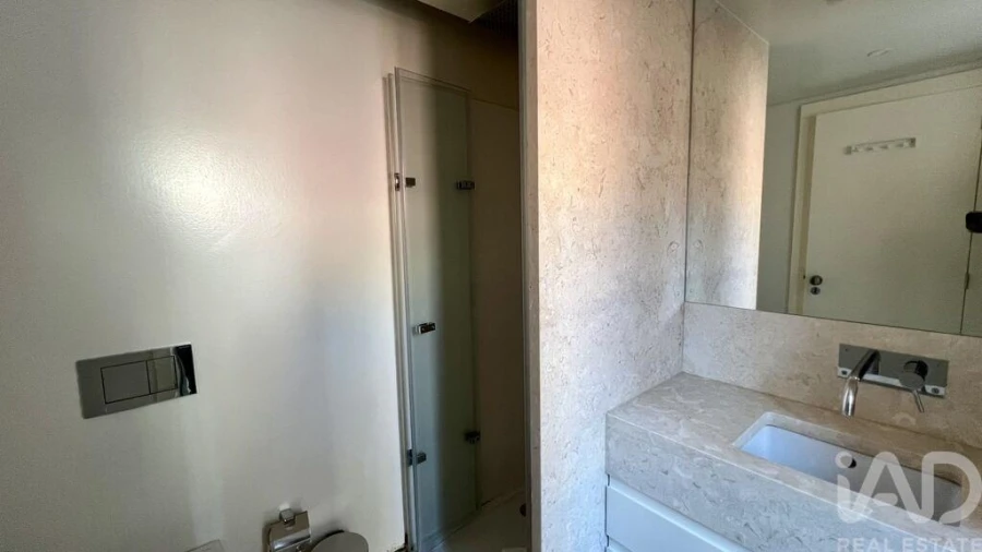 Apartamento T2 para Arrendamento em Santa Maria Maior Foto 17