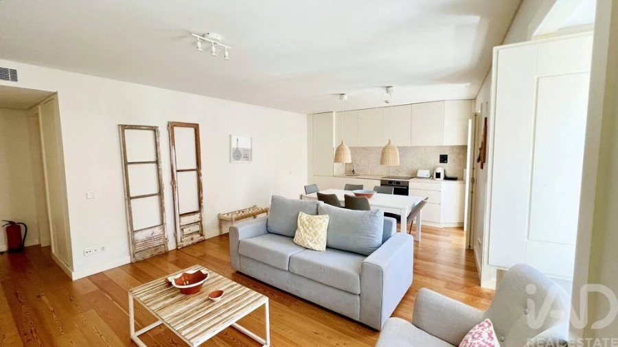 Apartamento T2 para Arrendamento em Santa Maria Maior Foto 5