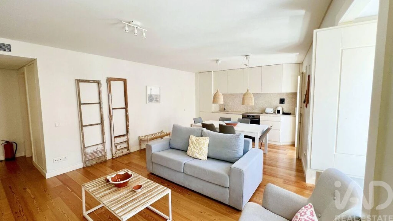 Apartamento T2 para Arrendamento em Santa Maria Maior Foto 5