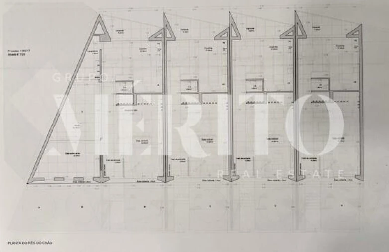 Moradia T3 para Venda em Urgezes Foto 14