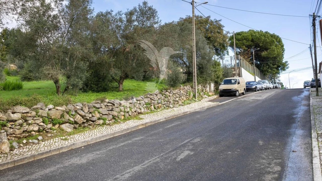 Terreno para Venda em São João das Lampas e Terrugem Foto 10