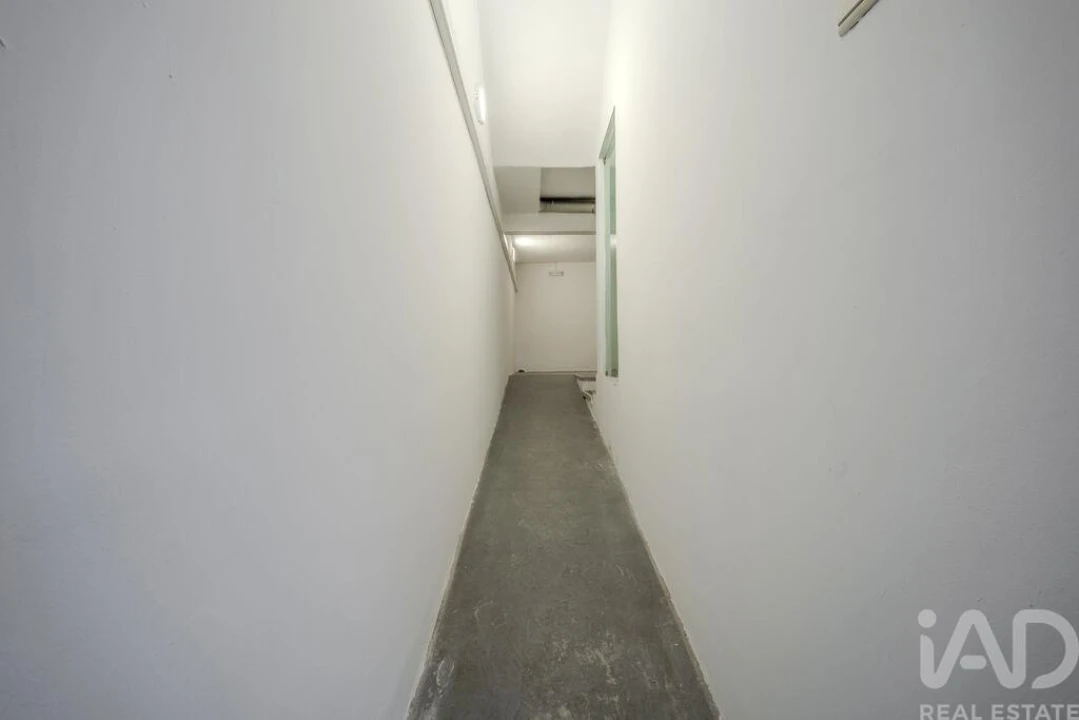 Loja para Venda em Campo de Ourique Foto 9