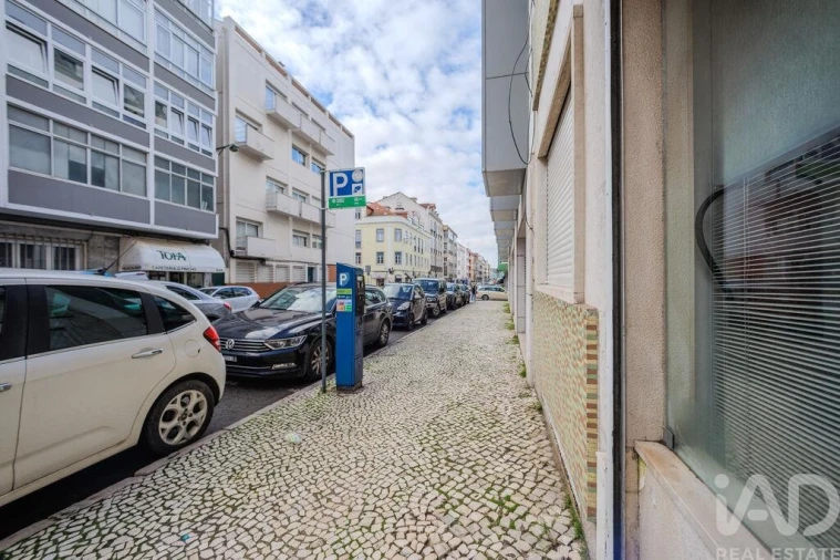 Loja para Venda em Campo de Ourique Foto 23