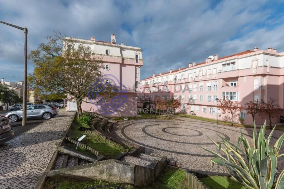 Apartamento T2 para Venda em Caldas da Rainha - Santo Onofre e Serra do Bouro Foto 11