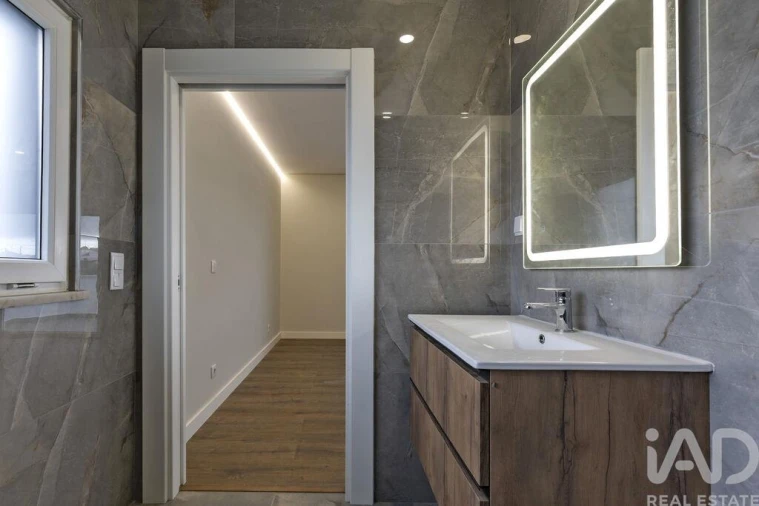 Moradia T5 para Venda em Azeitão (São Lourenço e São Simão) Foto 19