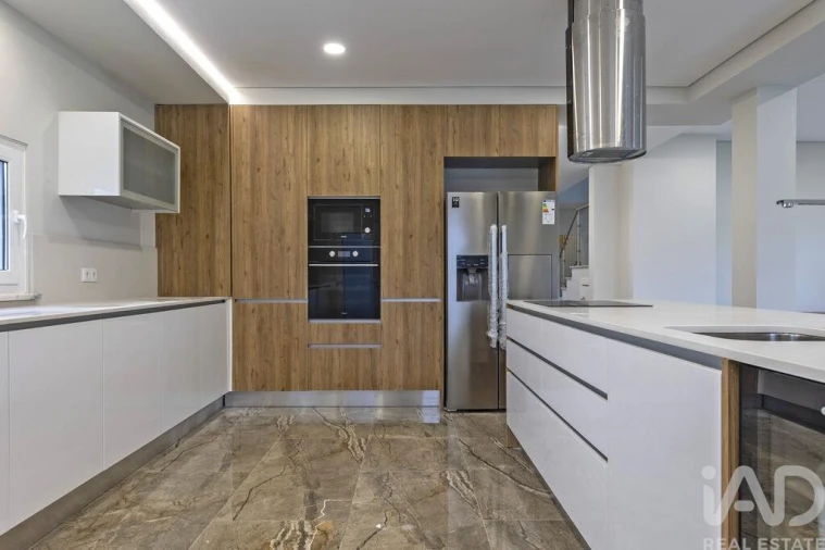 Moradia T5 para Venda em Azeitão (São Lourenço e São Simão) Foto 8