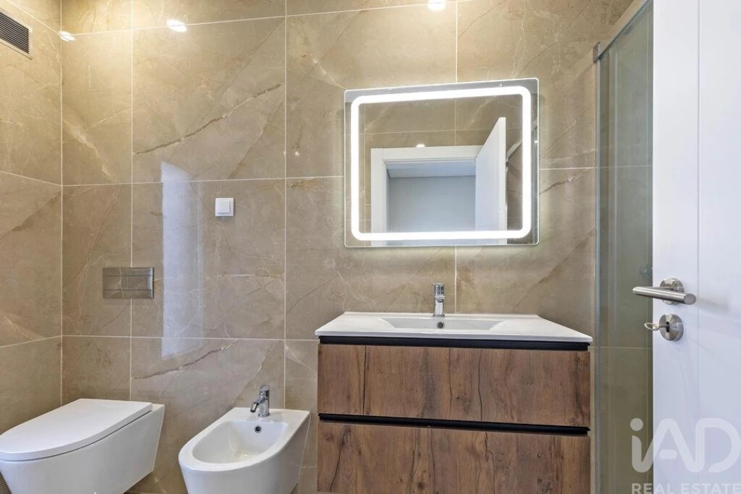 Moradia T5 para Venda em Azeitão (São Lourenço e São Simão) Foto 21