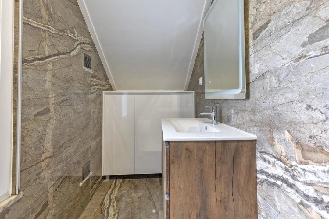 Moradia T5 para Venda em Azeitão (São Lourenço e São Simão) Foto 9