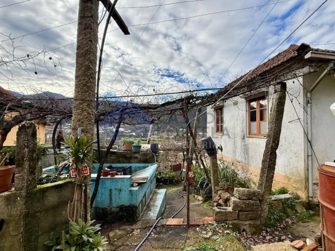 Moradia T3 para Venda em Rossas Foto 15