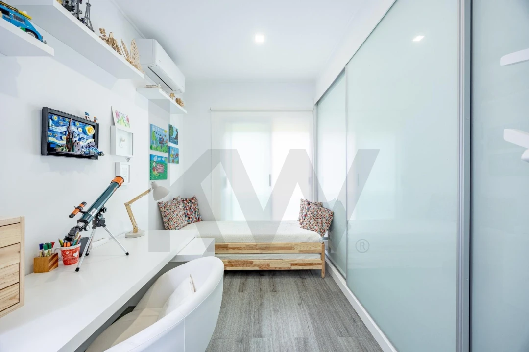 Moradia T3 para Venda em Caniço Foto 10