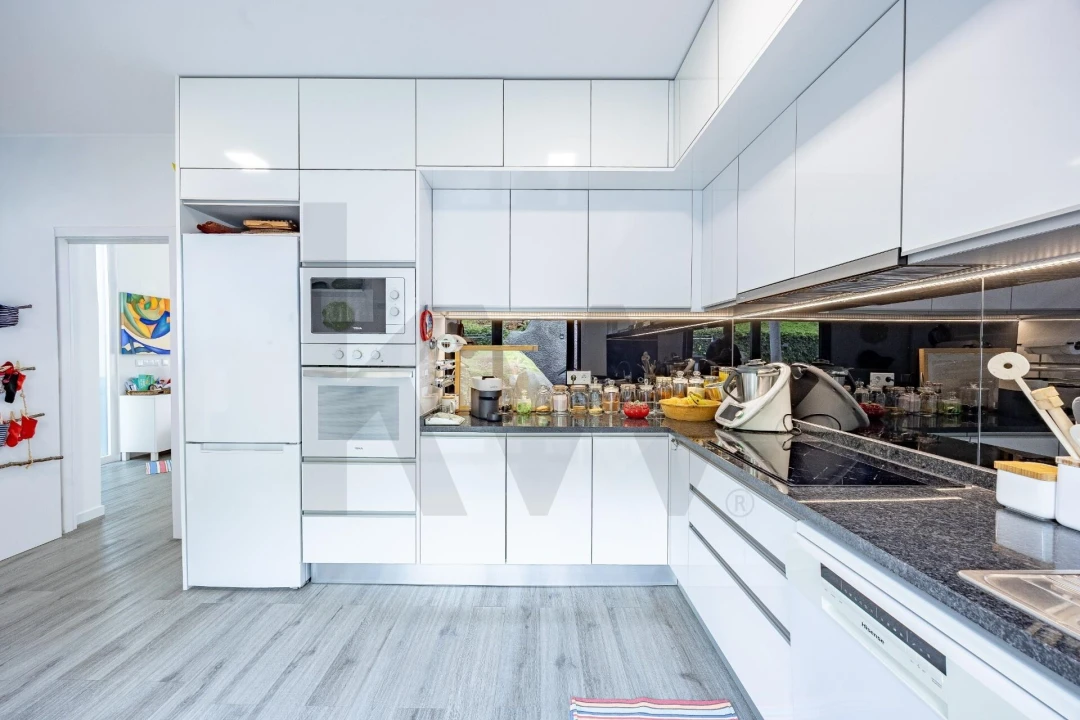 Moradia T3 para Venda em Caniço Foto 17