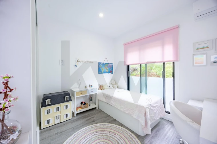 Moradia T3 para Venda em Caniço Foto 26