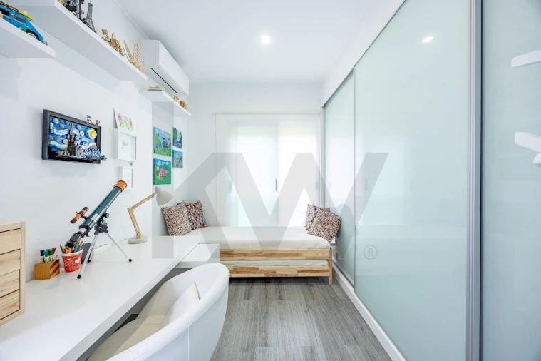 Moradia T3 para Venda em Caniço Foto 10