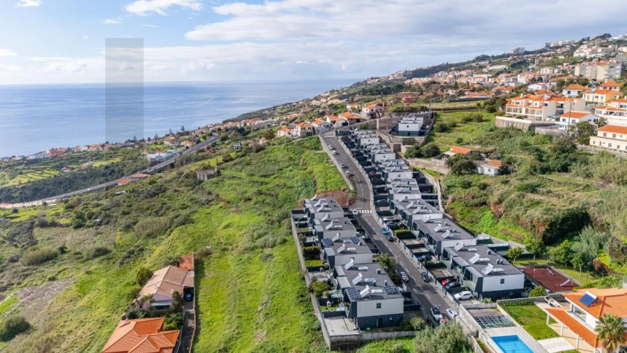 Moradia T3 para Venda em Caniço Foto 45