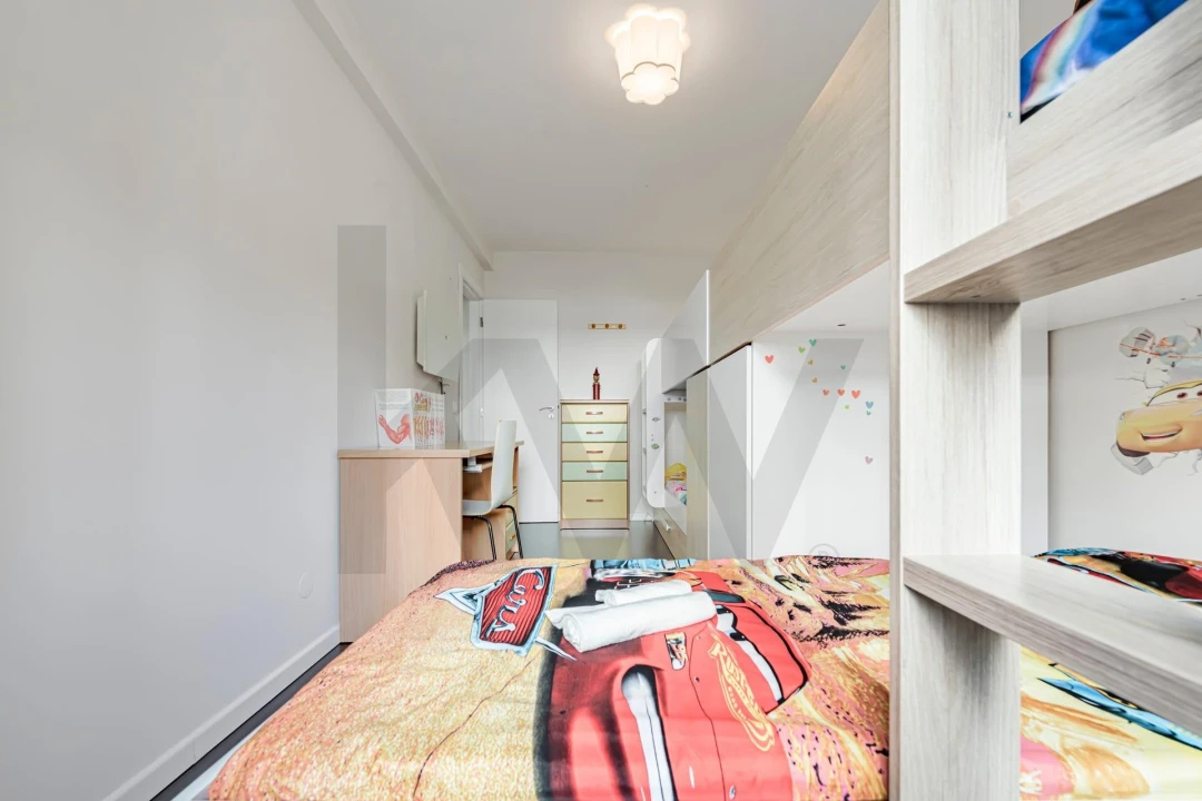 Apartamento T3 para Venda em Massamá e Monte Abraão Foto 11