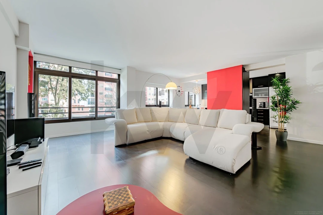 Apartamento T3 para Venda em Massamá e Monte Abraão Foto 6