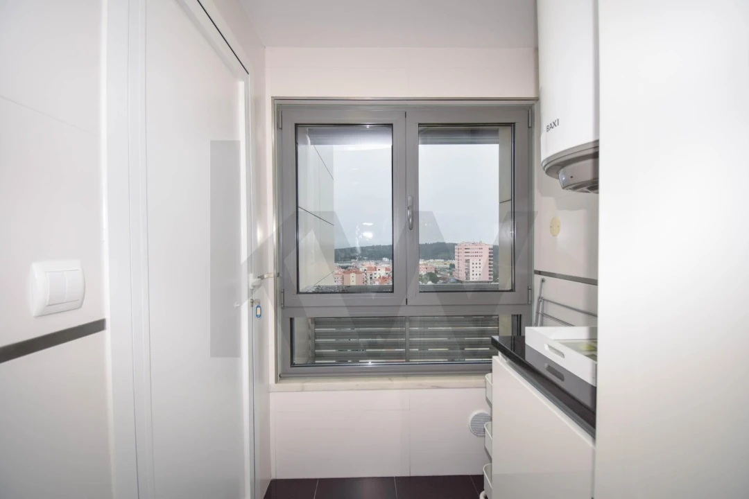 Apartamento T2 para Arrendamento em Águas Livres Foto 24