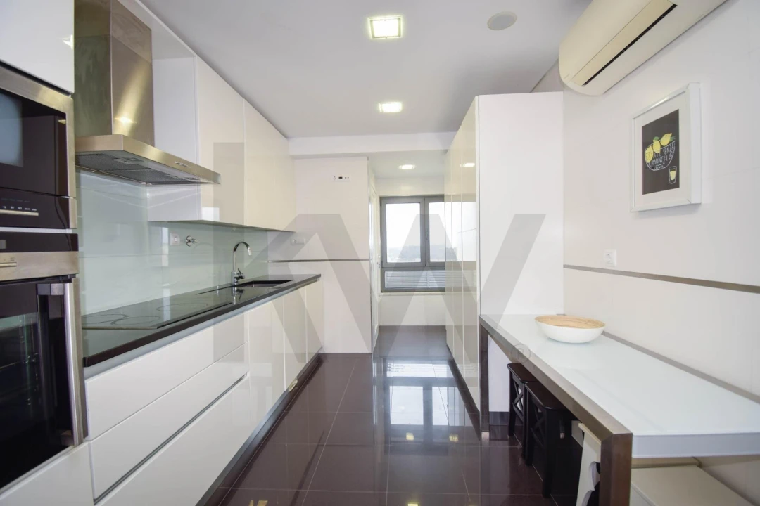 Apartamento T2 para Arrendamento em Águas Livres Foto 22