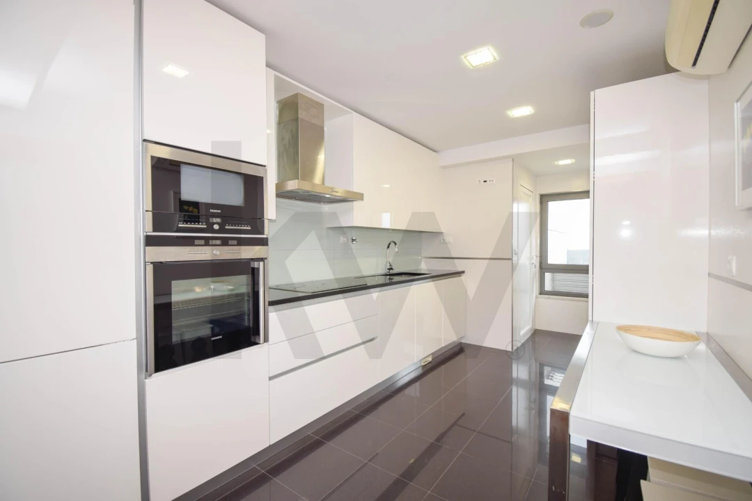 Apartamento T2 para Arrendamento em Águas Livres Foto 27