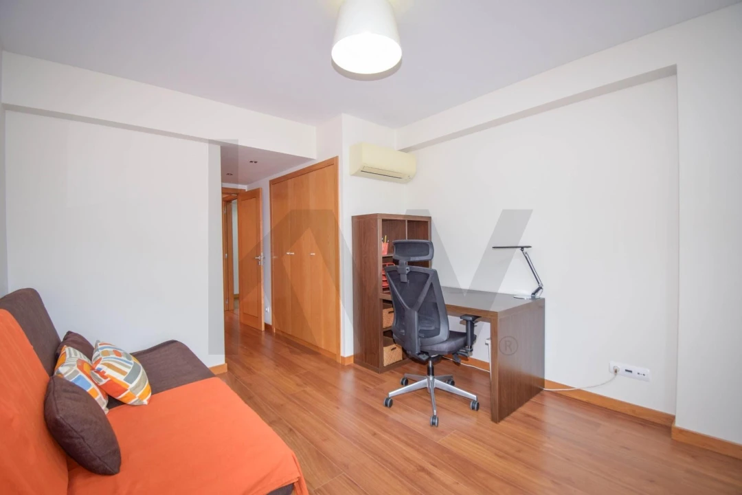 Apartamento T2 para Arrendamento em Águas Livres Foto 14