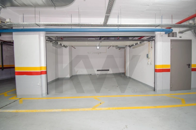 Apartamento T2 para Arrendamento em Águas Livres Foto 28