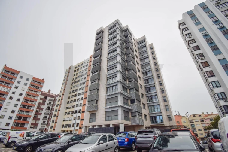 Apartamento T2 para Arrendamento em Águas Livres Foto 33