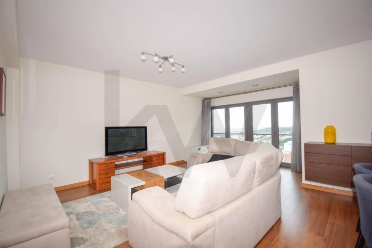 Apartamento T2 para Arrendamento em Águas Livres Foto 3