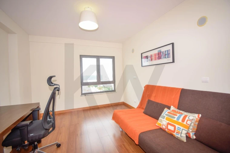 Apartamento T2 para Arrendamento em Águas Livres Foto 13