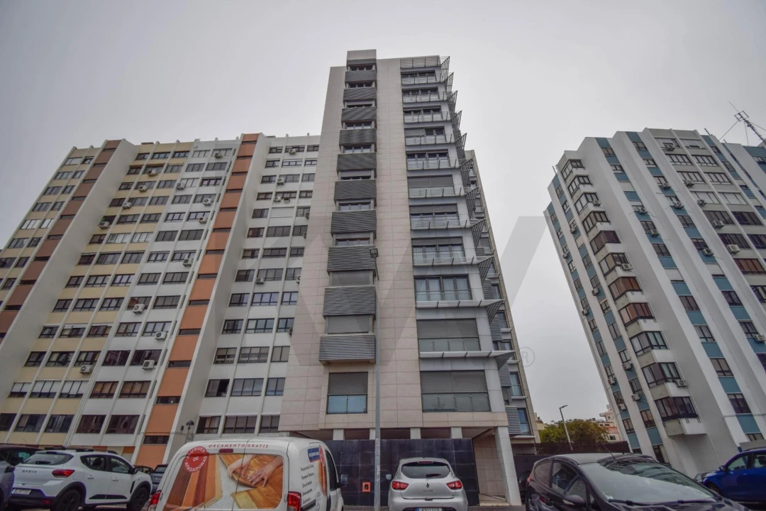 Apartamento T2 para Arrendamento em Águas Livres Foto 34