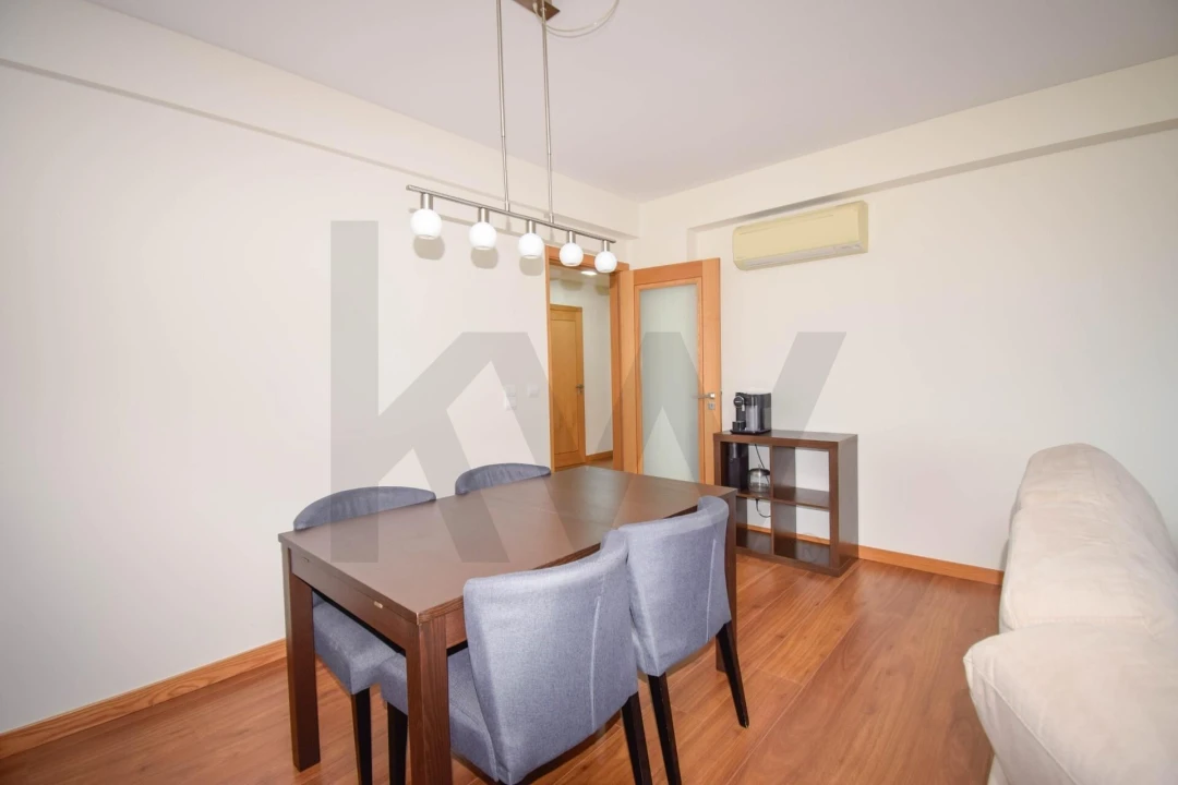 Apartamento T2 para Arrendamento em Águas Livres Foto 7