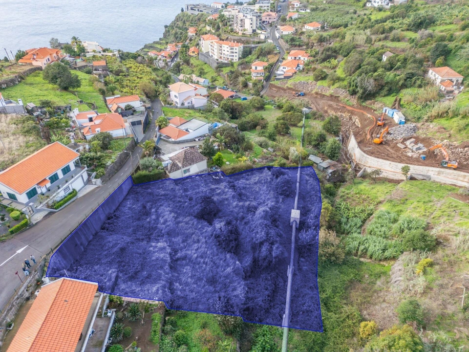 Terreno para Venda em Arco da Calheta Foto 11