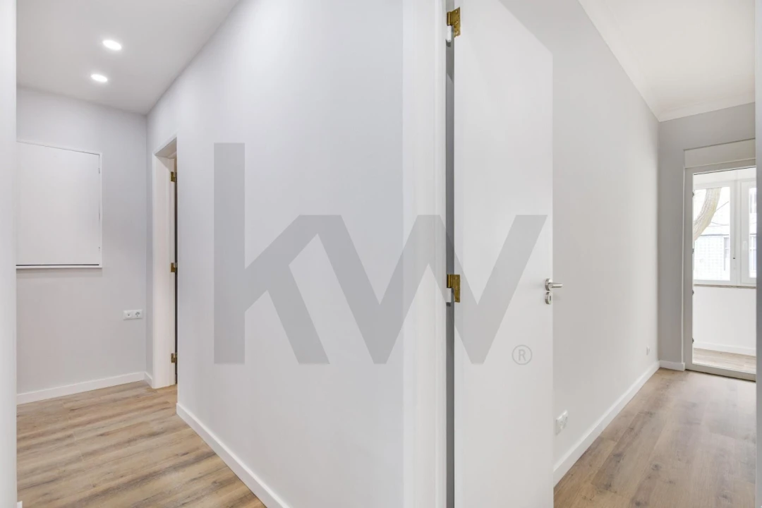 Apartamento T3 para Arrendamento em Algés, Linda-A-Velha e Cruz Quebrada-Dafundo Foto 7