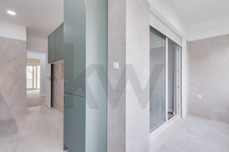 Apartamento T3 para Arrendamento em Algés, Linda-A-Velha e Cruz Quebrada-Dafundo Foto 23