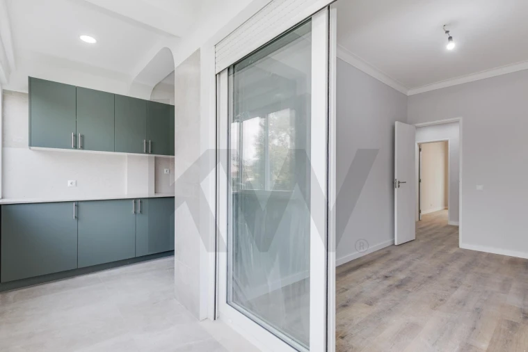 Apartamento T3 para Arrendamento em Algés, Linda-A-Velha e Cruz Quebrada-Dafundo Foto 22