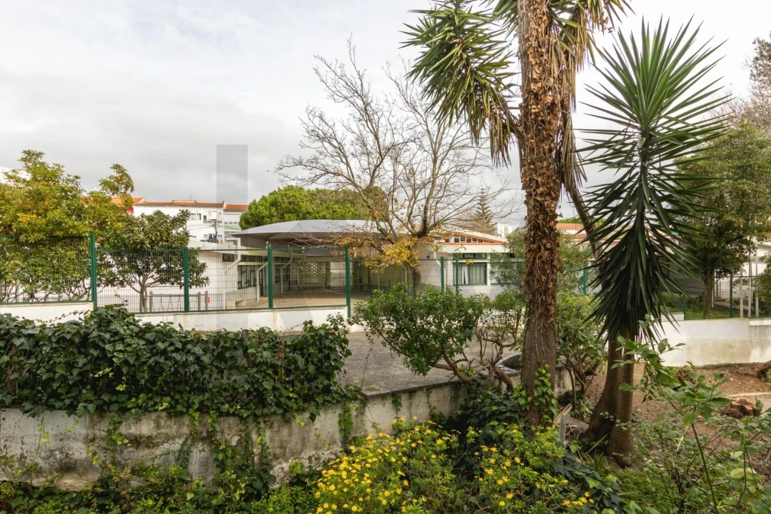 Apartamento T3 para Arrendamento em Algés, Linda-A-Velha e Cruz Quebrada-Dafundo Foto 29