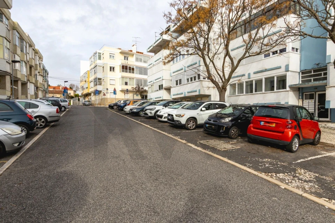 Apartamento T3 para Arrendamento em Algés, Linda-A-Velha e Cruz Quebrada-Dafundo Foto 34