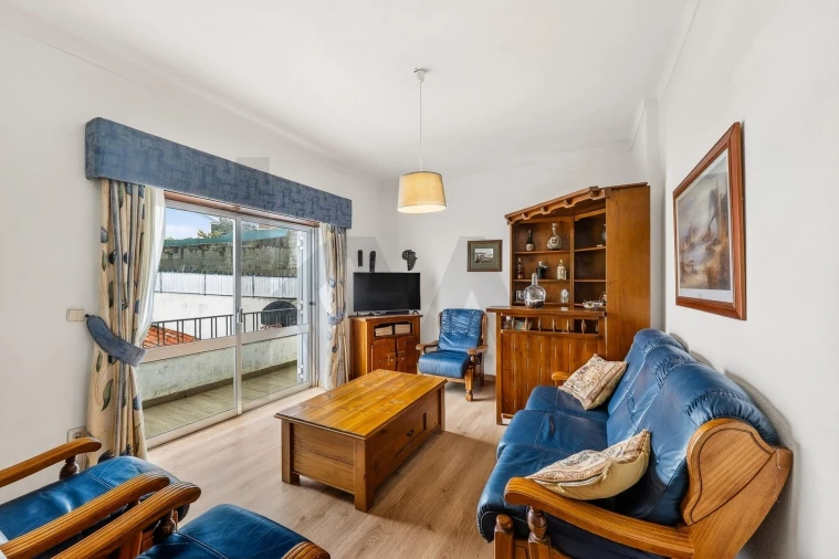 Moradia T6 para Venda em Alcabideche Foto 3