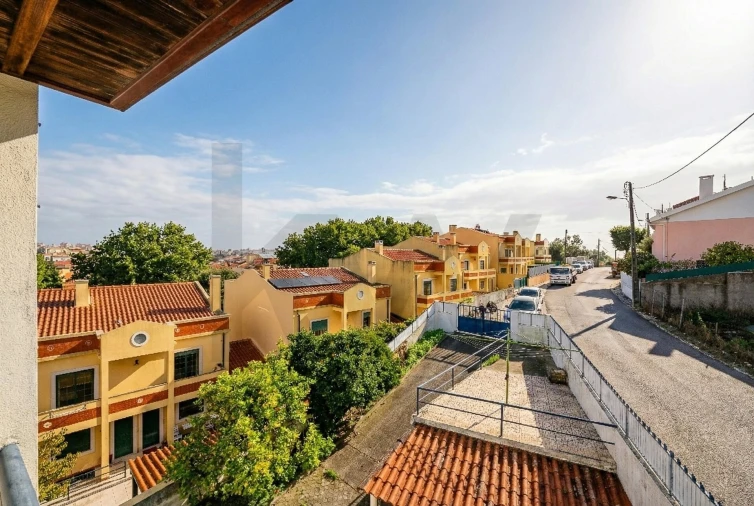 Moradia T6 para Venda em Alcabideche Foto 21