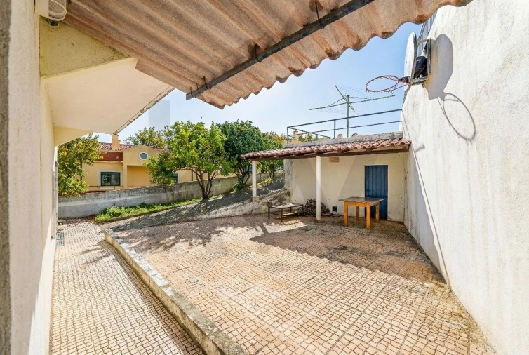 Moradia T6 para Venda em Alcabideche Foto 38