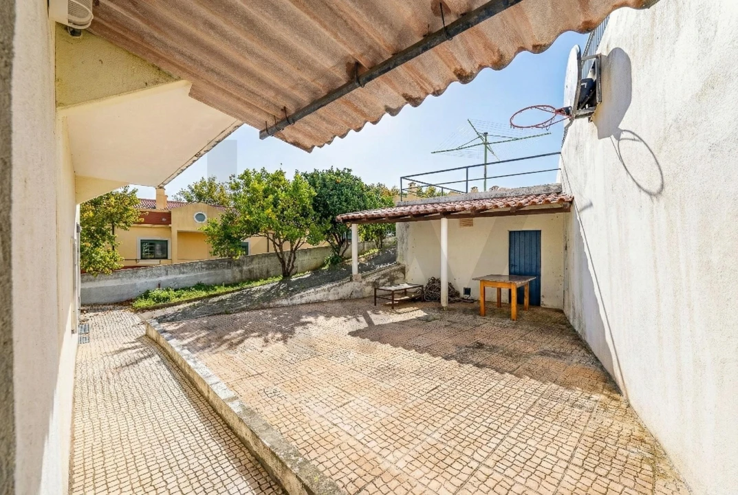 Moradia T6 para Venda em Alcabideche Foto 38