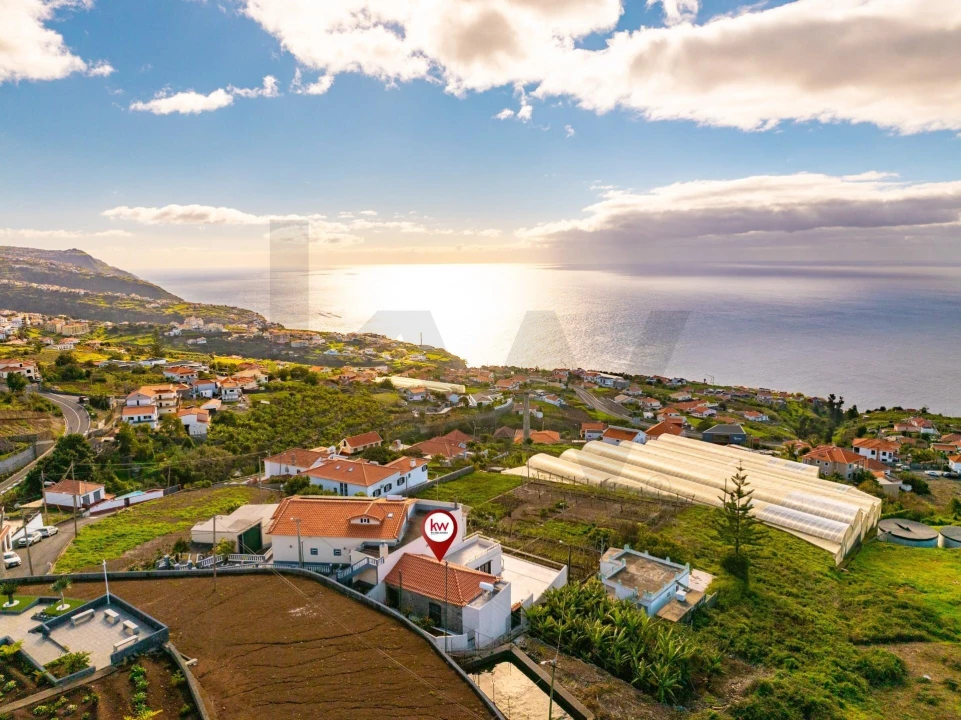 Moradia T2 para Venda em Estreito da Calheta Foto 78