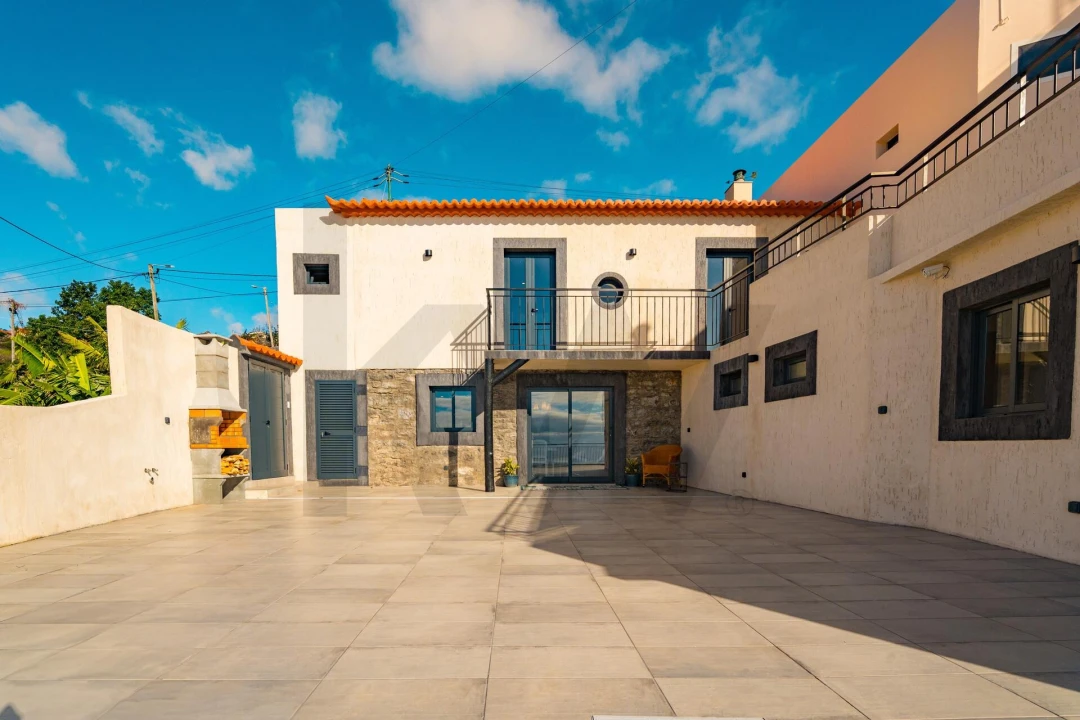 Moradia T2 para Venda em Estreito da Calheta Foto 44