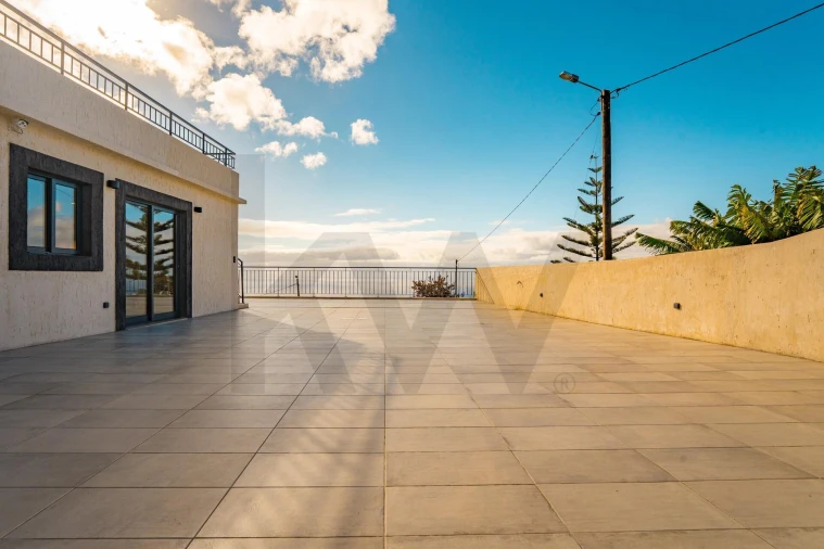 Moradia T2 para Venda em Estreito da Calheta Foto 48