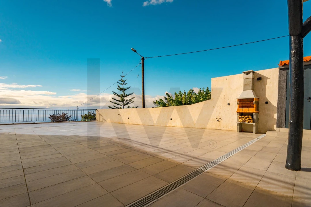 Moradia T2 para Venda em Estreito da Calheta Foto 49