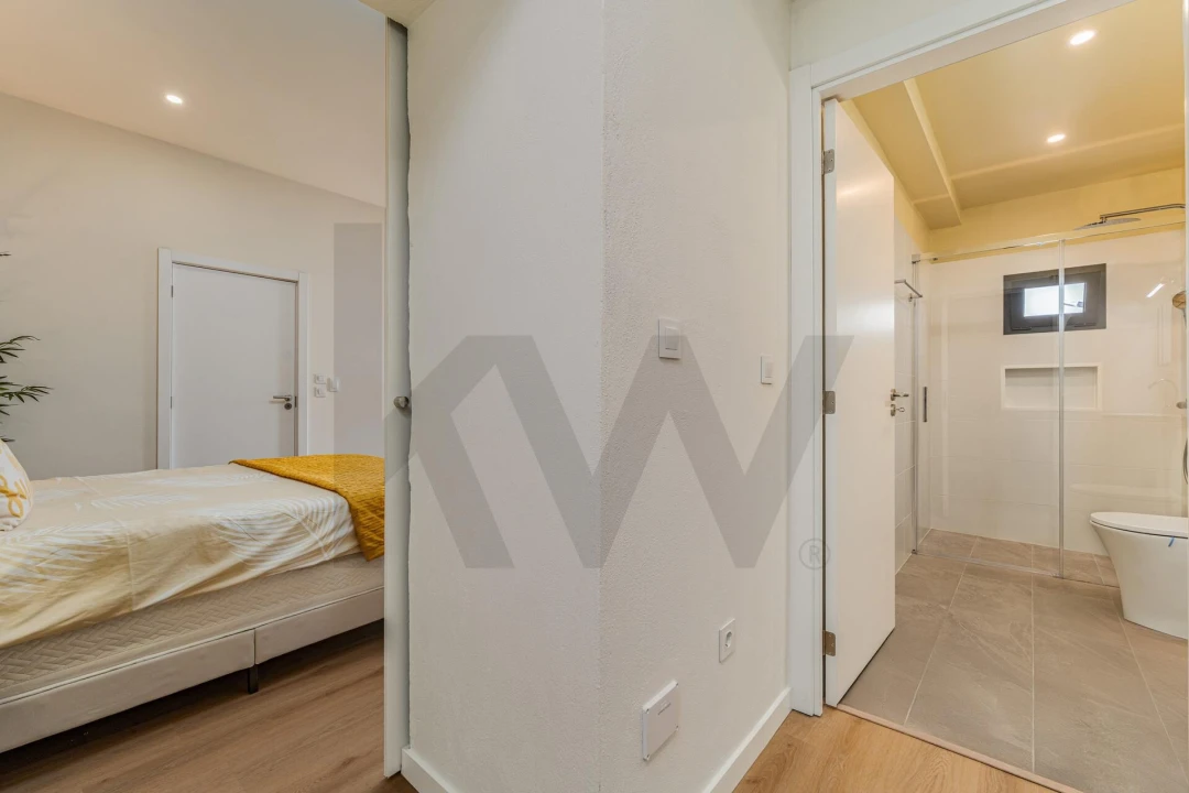 Moradia T2 para Venda em Estreito da Calheta Foto 27