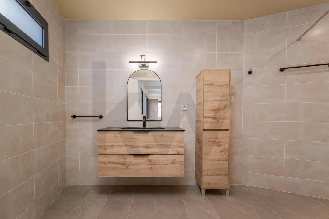 Moradia T2 para Venda em Estreito da Calheta Foto 36