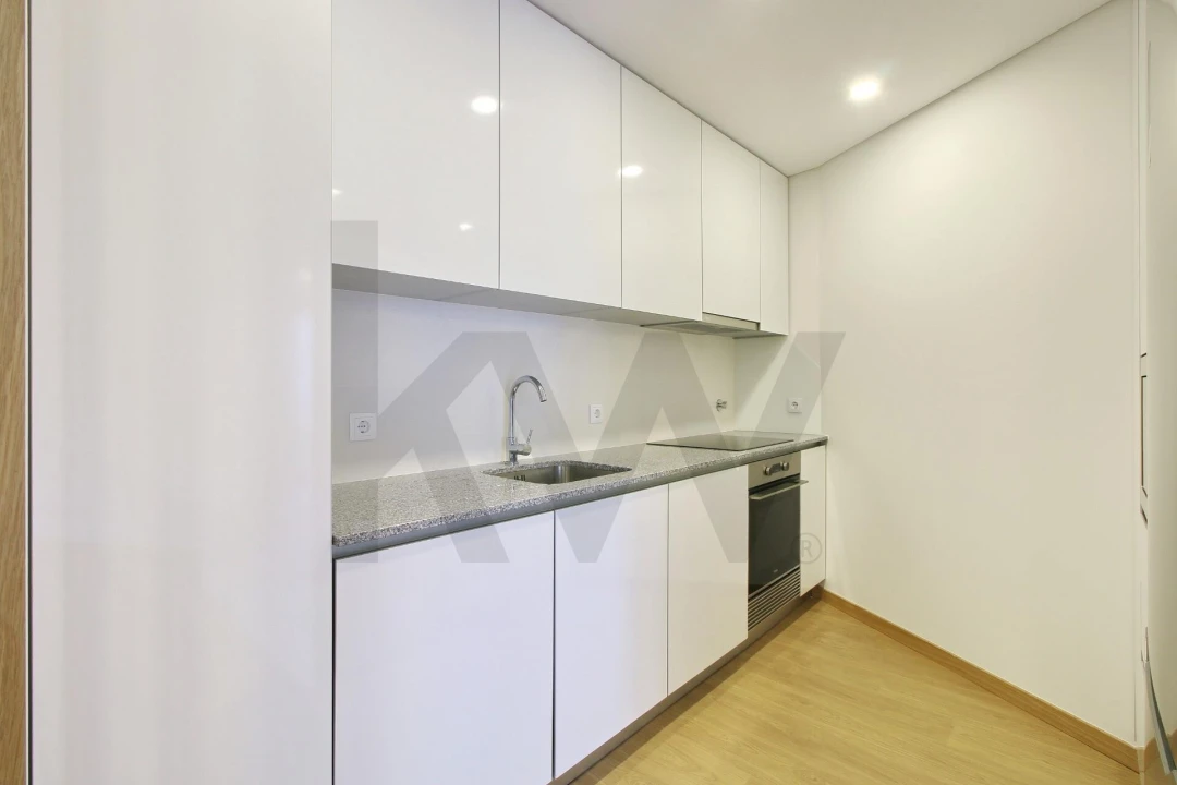 Apartamento T2 para Arrendamento em Requeixo, Nossa Senhora de Fátima e Nariz Foto 3